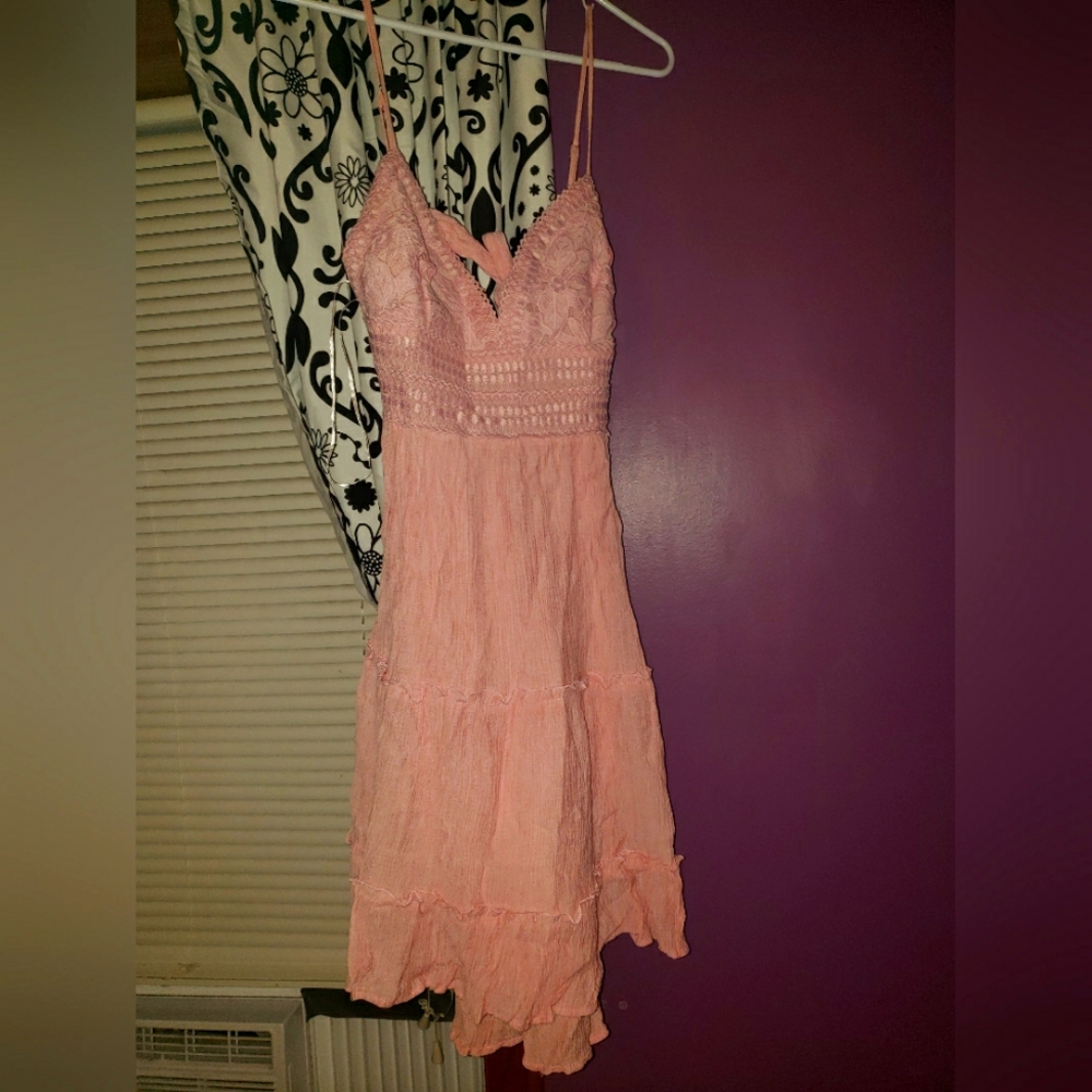 Backless pink mini dress